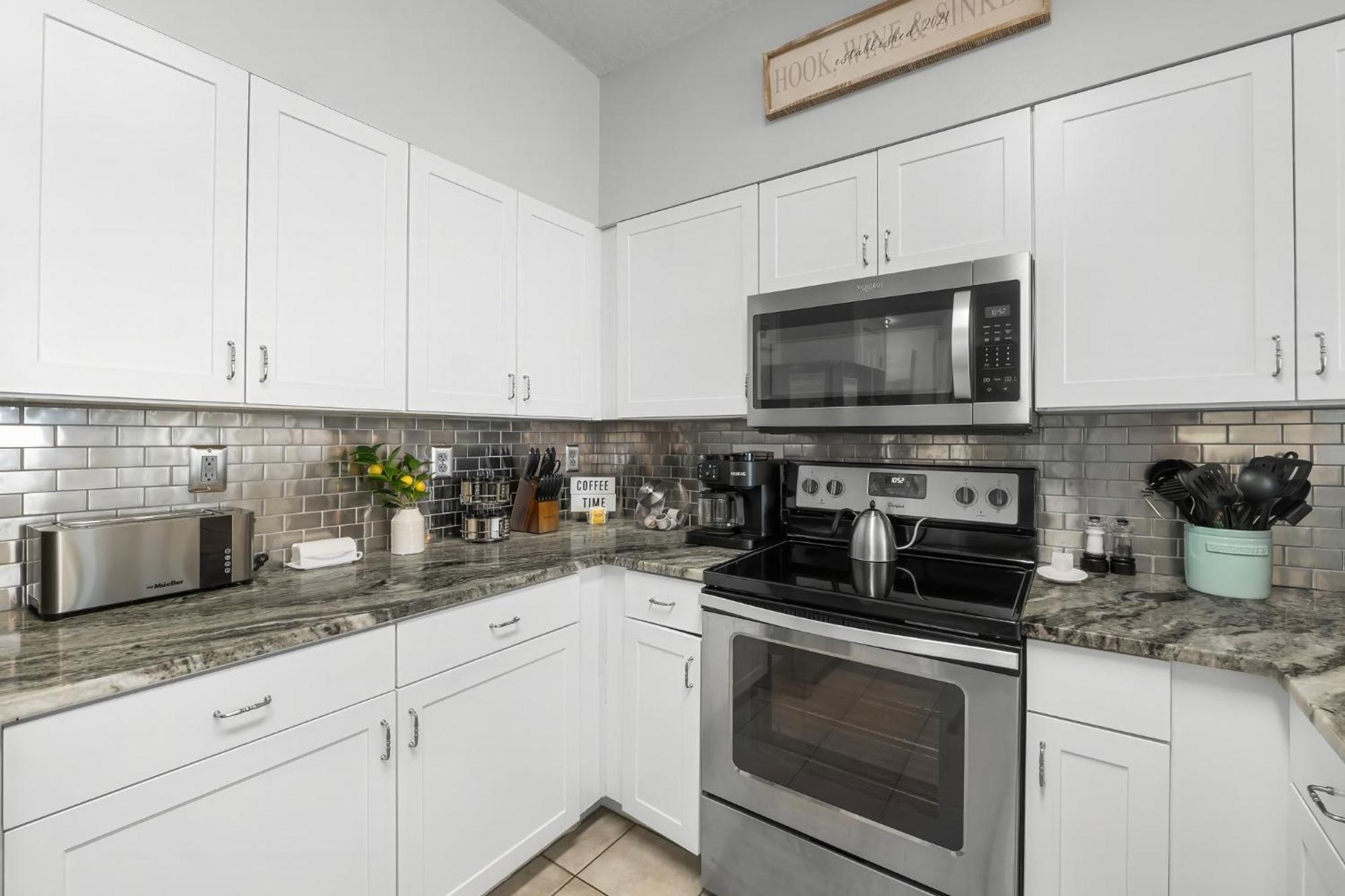 Hook Wine & Sinker At Shores Of Panama #631 By Nautical Properties Vacation Rentals Panama City Beach Exterior photo